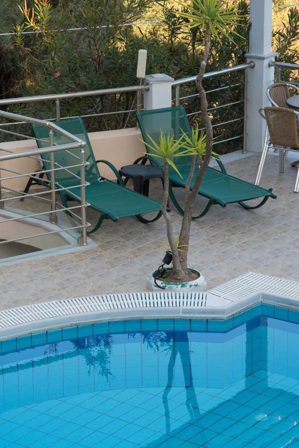 Oasis Hotel Perigiali Exterior foto